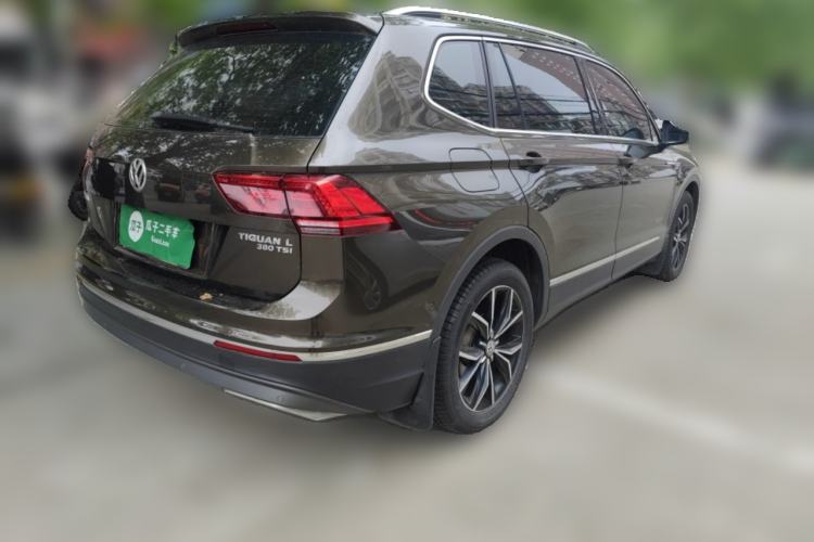Used Volkswagen Tiguan L 2017 380TSI Automatic All-Wheel Drive Supreme Flagship Edition Exterior 5