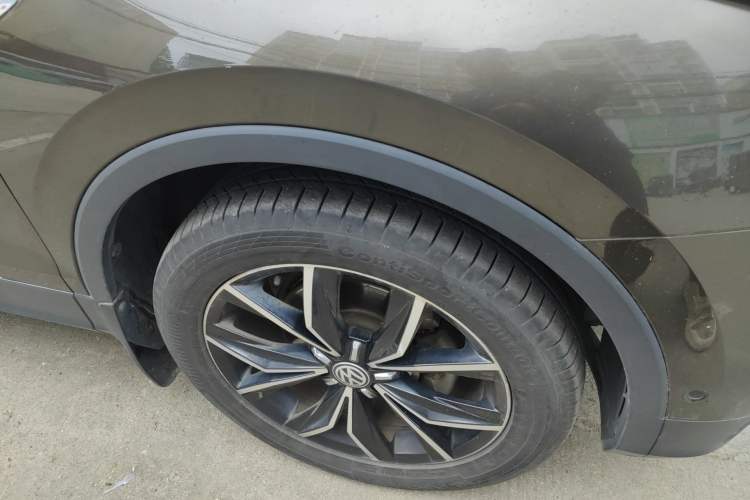 Used Volkswagen Tiguan L 2017 380TSI Automatic All-Wheel Drive Supreme Flagship Edition Exterior 7