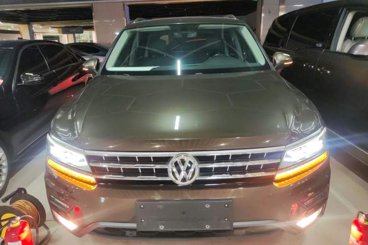 Used Volkswagen Tiguan L 2017 380TSI Automatic All-Wheel-Drive Flagship Edition Front