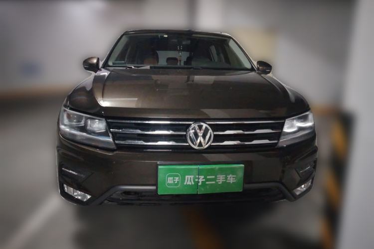 Used Volkswagen Tiguan L 2017 330TSI Automatic Two-Wheel Drive Luxury Edition Front