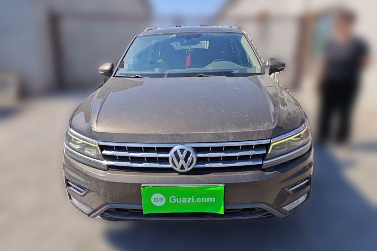 Used Volkswagen Tiguan L 2017 380TSI Automatic All-Wheel-Drive Luxury Edition Front