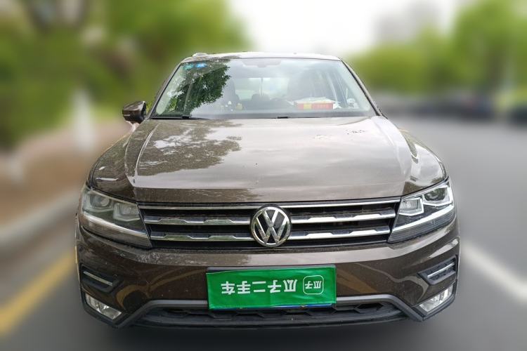 Used Volkswagen Tiguan L 2017 330TSI Automatic Two-Wheel Drive Luxury Edition Front