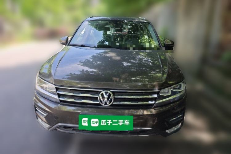 Used Volkswagen Tiguan L 2017 330TSI Automatic Two-Wheel Drive Luxury Edition Front