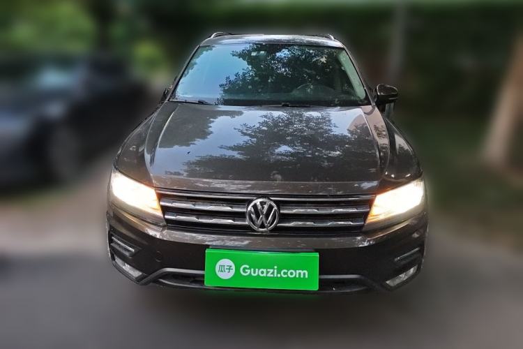 Used Volkswagen Tiguan L 2017 330TSI Automatic Two-Wheel Drive Luxury Edition Front