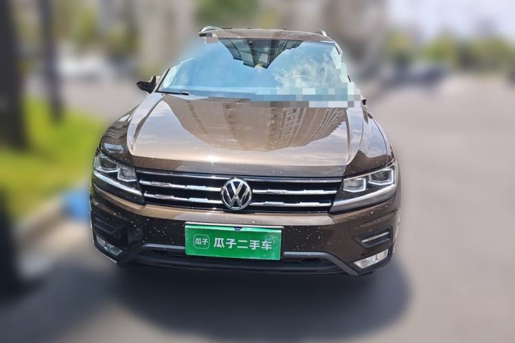 Used Volkswagen Tiguan L 2017 330TSI Automatic Two-Wheel Drive Luxury Edition Front