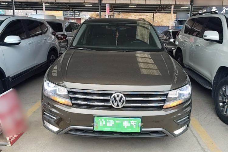 Used Volkswagen Tiguan L 2017 330TSI Automatic Two-Wheel Drive Luxury Edition Front