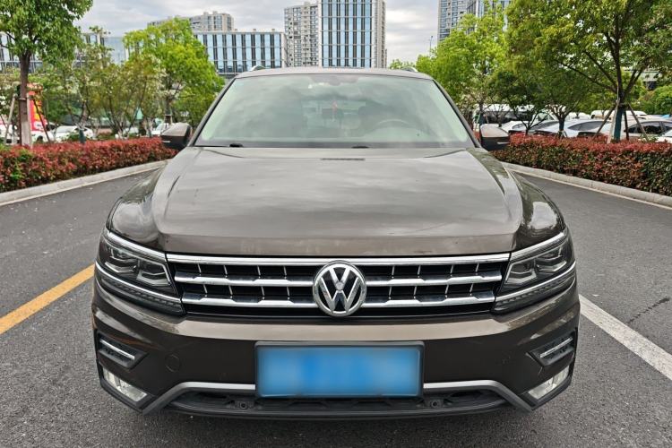 Used Volkswagen Tiguan L 2017 330TSI Automatic Two-Wheel Drive Flagship Edition Front