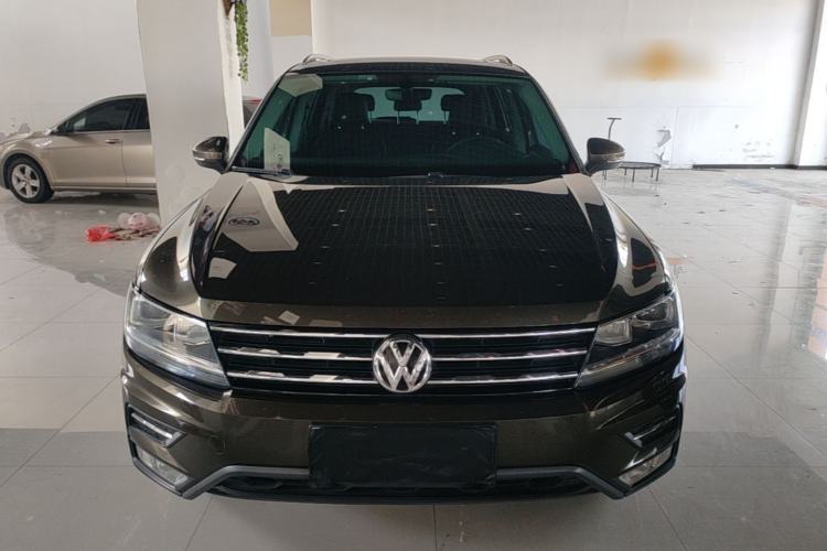 Used Volkswagen Tiguan L 2017 330TSI Automatic Two-Wheel Drive Luxury Edition Front