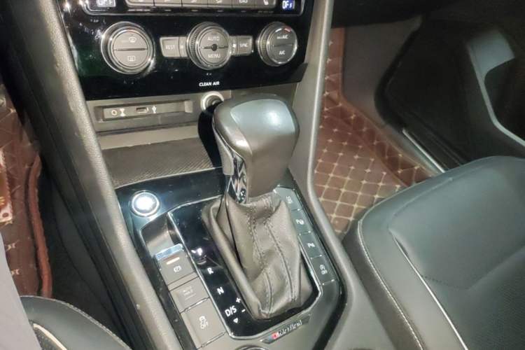 Used Volkswagen Tiguan L 2017 380TSI Automatic All-Wheel-Drive Flagship Edition Gear Lever