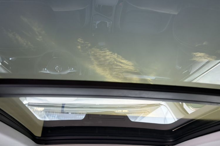 Used Volkswagen Tiguan L 2017 330TSI Automatic Two-Wheel Drive Flagship Edition Headliner