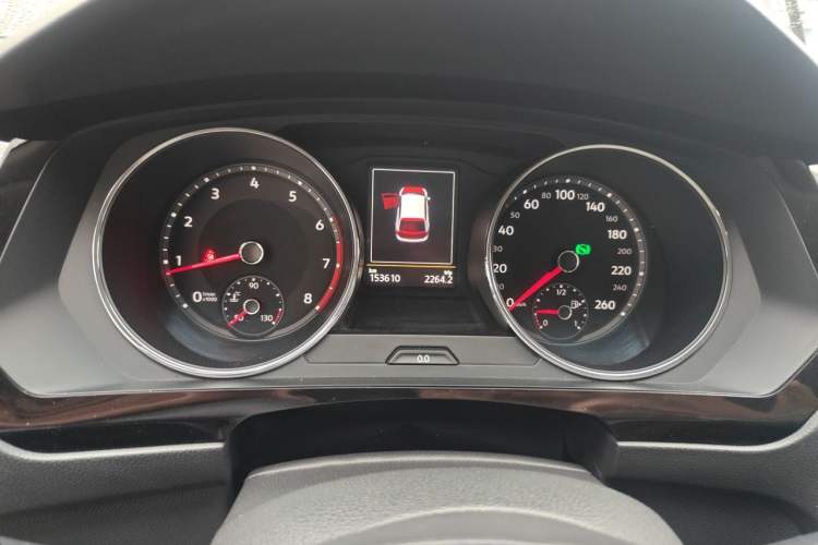 Used Volkswagen Tiguan L 2017 330TSI Automatic Two-Wheel Drive Luxury Edition Instrument Cluster
