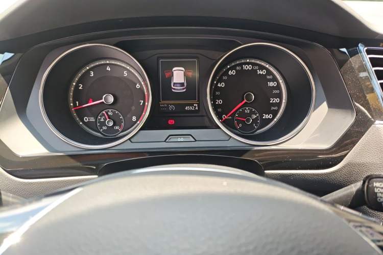 Used Volkswagen Tiguan L 2017 330TSI Automatic Two-Wheel Drive Luxury Edition Instrument Cluster