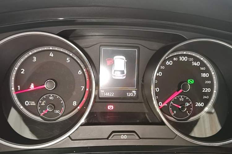 Used Volkswagen Tiguan L 2017 330TSI Automatic Two-Wheel Drive Luxury Edition Instrument Cluster