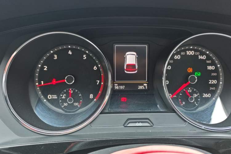 Used Volkswagen Tiguan L 2017 330TSI Automatic Two-Wheel Drive Luxury Edition Instrument Cluster