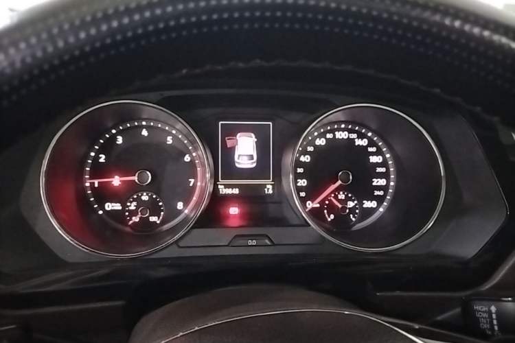 Used Volkswagen Tiguan L 2017 330TSI Automatic Two-Wheel Drive Luxury Edition Instrument Cluster