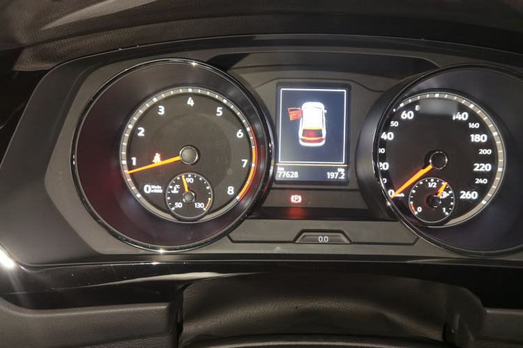 Used Volkswagen Tiguan L 2017 330TSI Automatic Two-Wheel Drive Flagship Edition Instrument Cluster