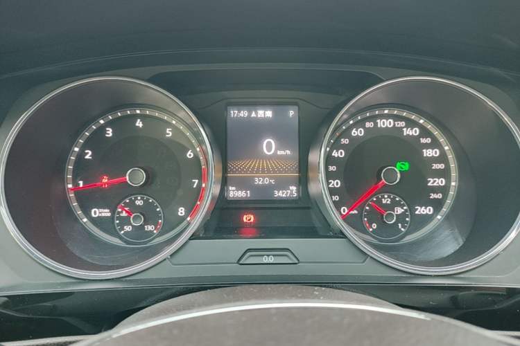 Used Volkswagen Tiguan L 2017 330TSI Automatic Two-Wheel Drive Luxury Edition Instrument Cluster