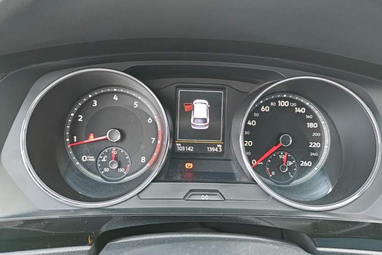Used Volkswagen Tiguan L 2017 330TSI Automatic Two-Wheel Drive Luxury Edition Instrument Cluster