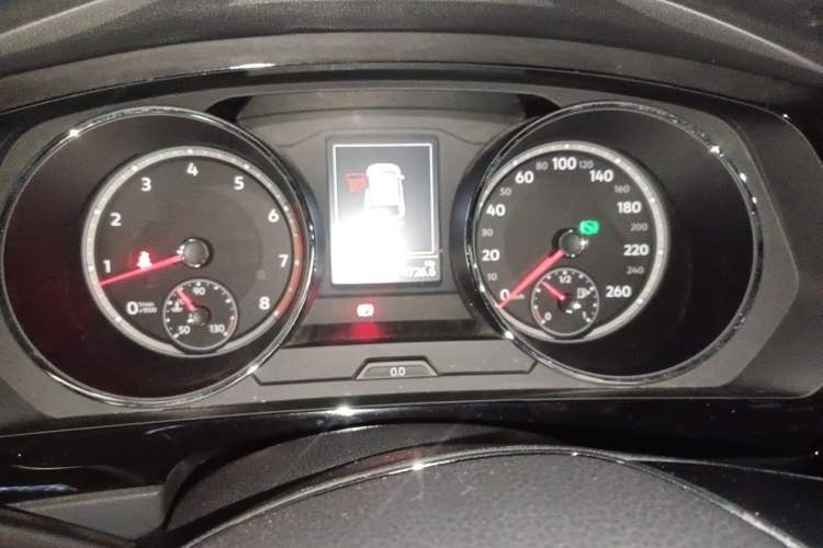 Used Volkswagen Tiguan L 2017 330TSI Automatic Two-Wheel Drive Luxury Edition Instrument Cluster