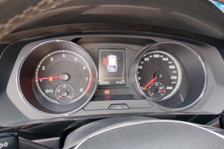 Used Volkswagen Tiguan L 2017 330TSI Automatic Two-Wheel Drive Luxury Edition Instrument Cluster