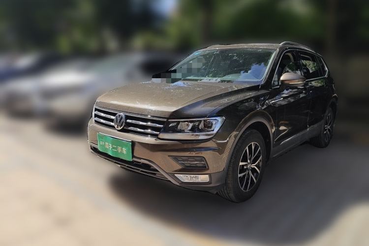 Used Volkswagen Tiguan L 2017 330TSI Automatic Two-Wheel Drive Luxury Edition Guazi used car, China used car export, Used car for sale, Used cars, Cheapest cars for sale