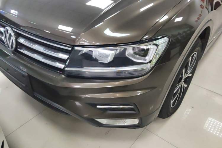 Used Volkswagen Tiguan L 2017 330TSI Automatic Two-Wheel Drive Luxury Edition Left Front Headlight
