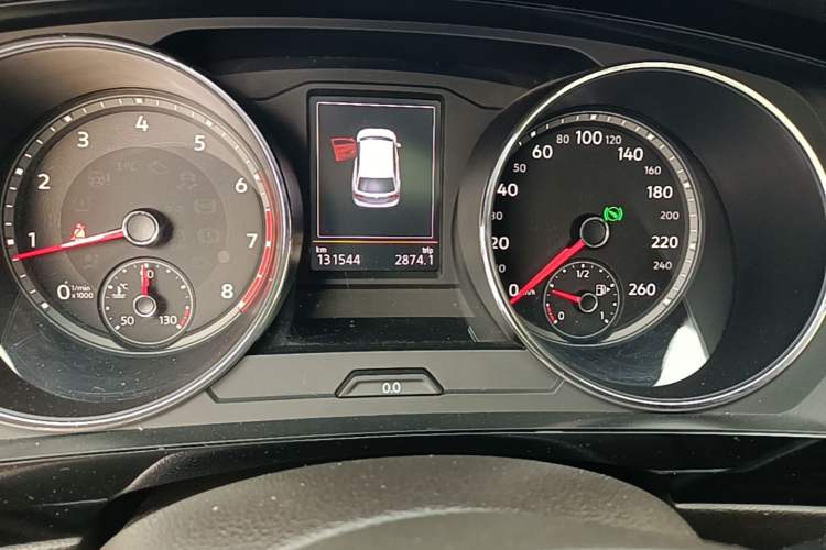 Used Volkswagen Tiguan L 2017 330TSI Automatic Two-Wheel Drive Flagship Edition Odometer Close Up