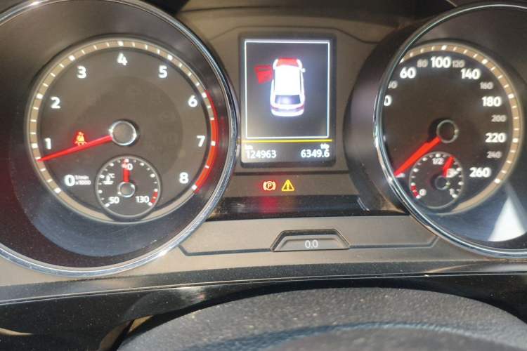 Used Volkswagen Tiguan L 2017 330TSI Automatic Two-Wheel Drive Flagship Edition Odometer Close Up