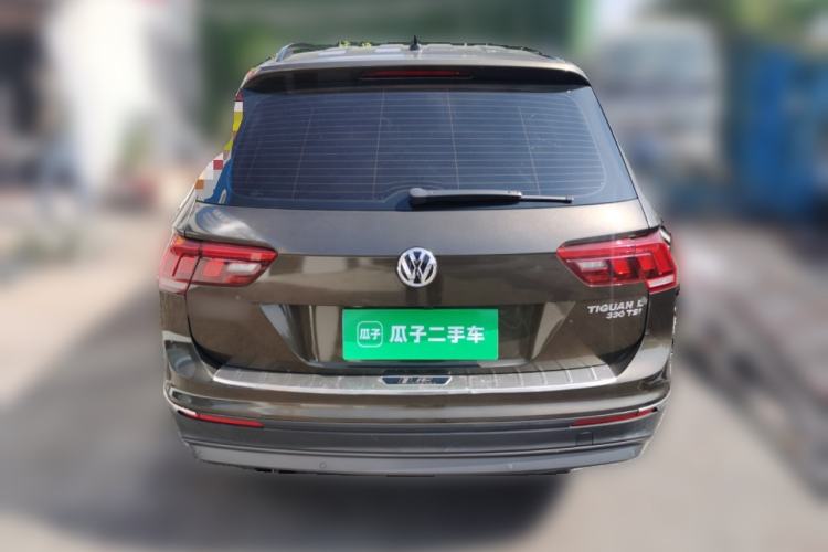 Used Volkswagen Tiguan L 2017 330TSI Automatic Two-Wheel Drive Luxury Edition Rear