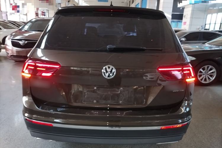 Used Volkswagen Tiguan L 2017 380TSI Automatic All-Wheel Drive Supreme Flagship Edition Rear