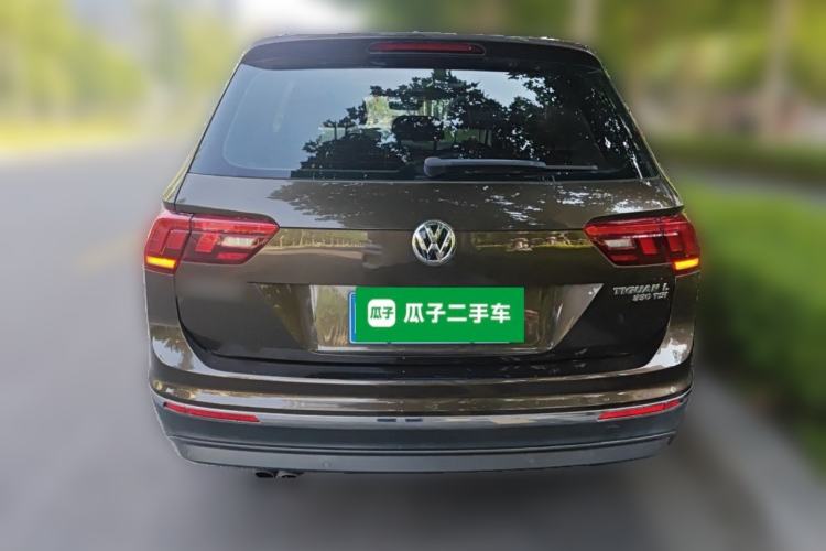 Used Volkswagen Tiguan L 2017 330TSI Automatic Two-Wheel Drive Luxury Edition Rear