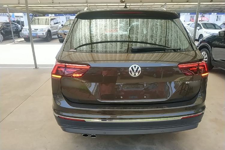 Used Volkswagen Tiguan L 2017 330TSI Automatic Two-Wheel Drive Flagship Edition Rear
