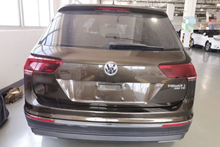 Used Volkswagen Tiguan L 2017 380TSI Automatic All-Wheel-Drive Luxury Edition Rear