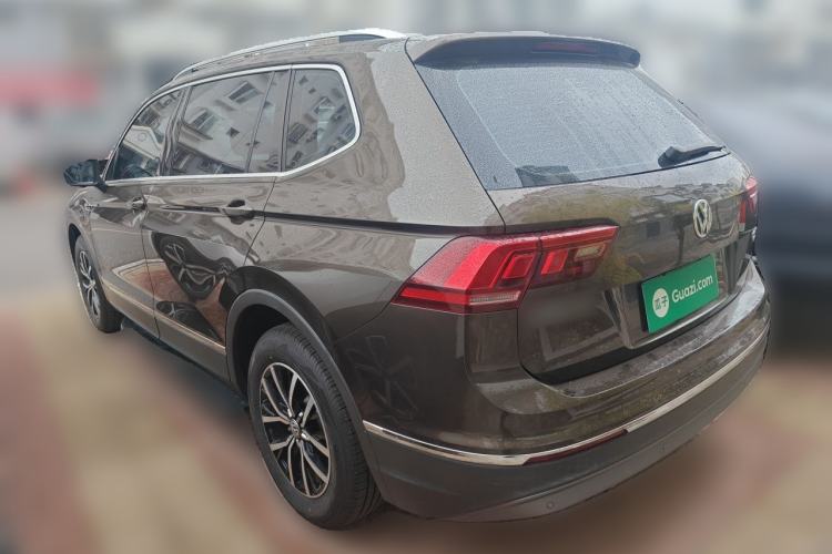 Used Volkswagen Tiguan L 2017 330TSI Automatic Two-Wheel Drive Luxury Edition Rear Left 45 Deg