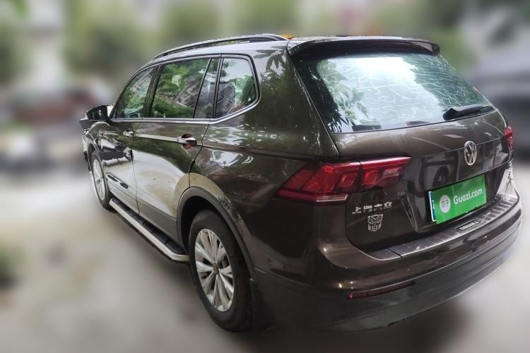Used Volkswagen Tiguan L 2017 330TSI Automatic Two-Wheel Drive Luxury Edition Rear Left 45 Deg