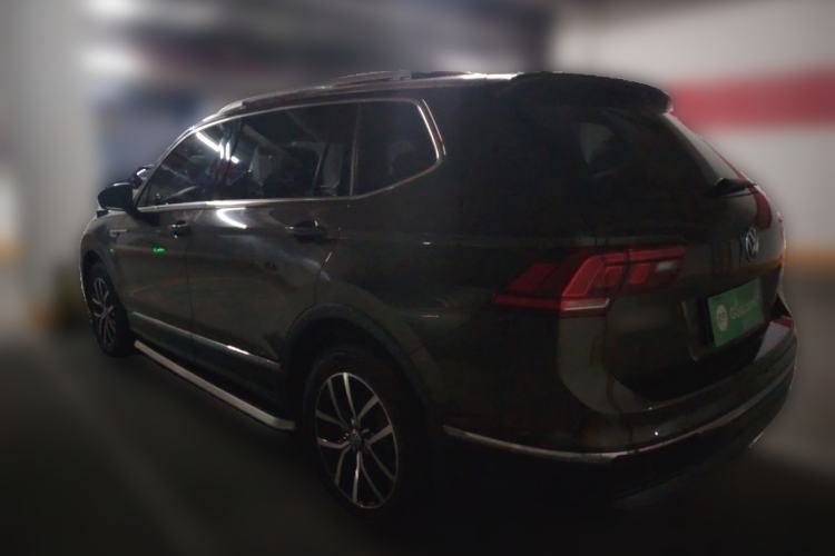 Used Volkswagen Tiguan L 2017 330TSI Automatic Two-Wheel Drive Luxury Edition Rear Left 45 Deg