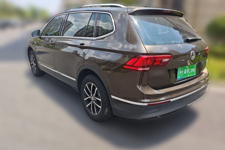 Used Volkswagen Tiguan L 2017 330TSI Automatic Two-Wheel Drive Luxury Edition Rear Left 45 Deg