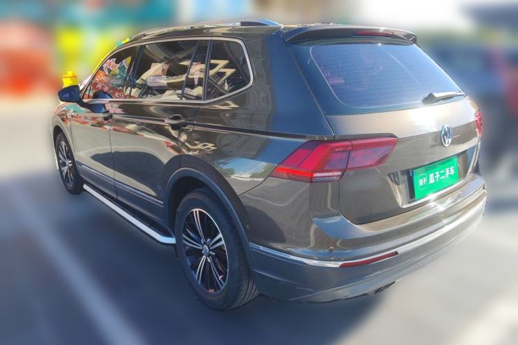 Used Volkswagen Tiguan L 2017 330TSI Automatic Two-Wheel Drive Flagship Edition Rear Left 45 Deg