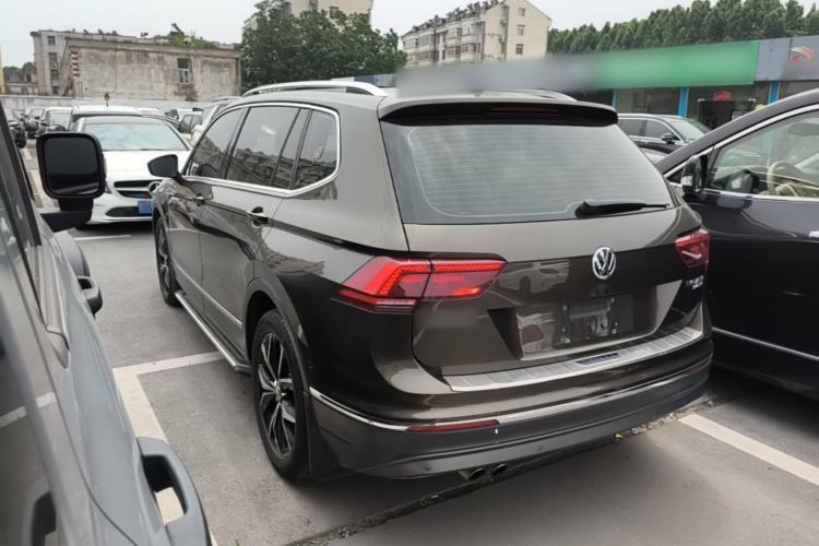 Used Volkswagen Tiguan L 2017 330TSI Automatic Two-Wheel Drive Flagship Edition Rear Left 45 Deg