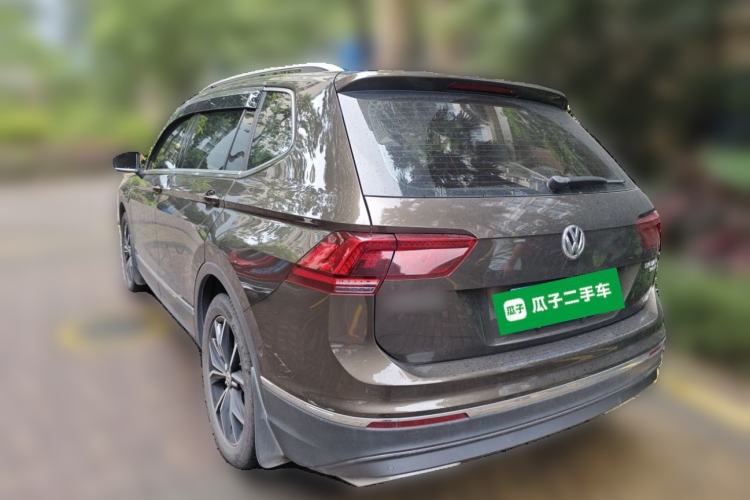Used Volkswagen Tiguan L 2017 380TSI Automatic All-Wheel Drive Supreme Flagship Edition Rear Left 45 Deg