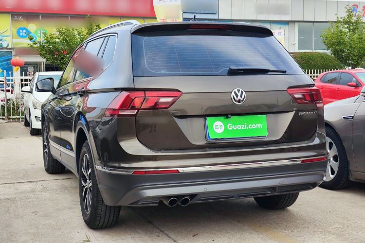 Used Volkswagen Tiguan L 2017 330TSI Automatic Two-Wheel Drive Luxury Edition Rear Left 45 Deg