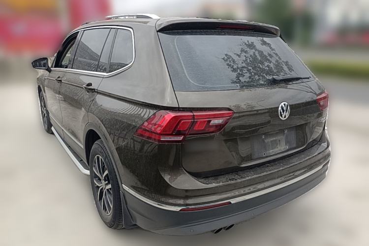 Used Volkswagen Tiguan L 2017 330TSI Automatic Two-Wheel Drive Luxury Edition Rear Left 45 Deg