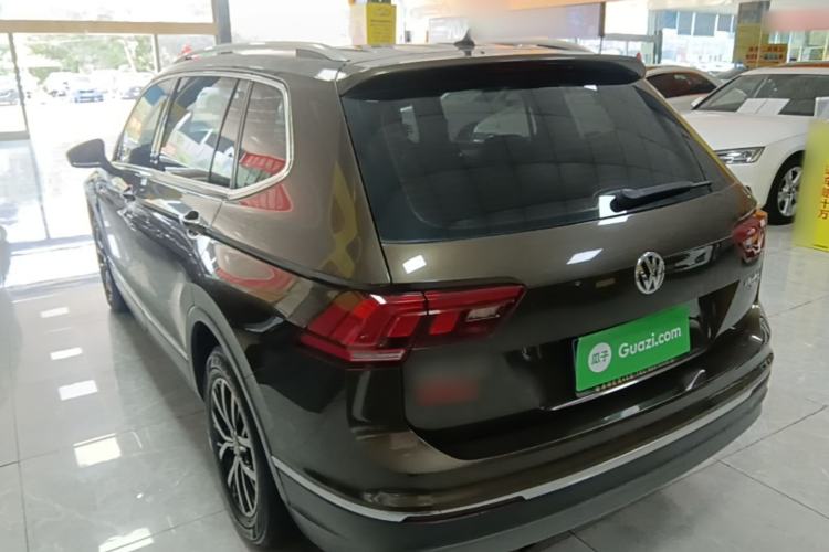 Used Volkswagen Tiguan L 2017 330TSI Automatic Two-Wheel Drive Luxury Edition Rear Left 45 Deg