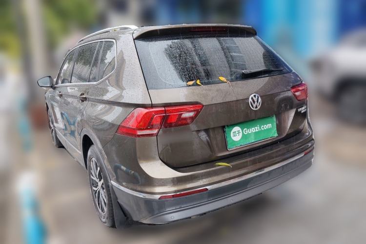 Used Volkswagen Tiguan L 2017 330TSI Automatic Two-Wheel Drive Luxury Edition Rear Left 45 Deg