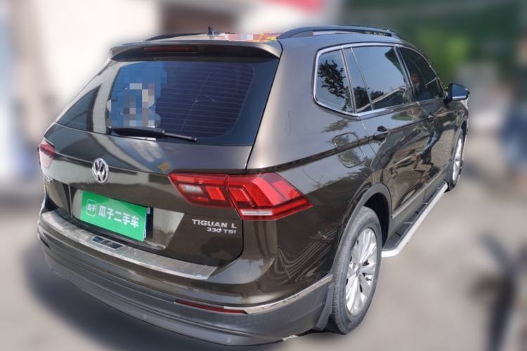 Used Volkswagen Tiguan L 2017 330TSI Automatic Two-Wheel Drive Luxury Edition Rear Right 45 Deg