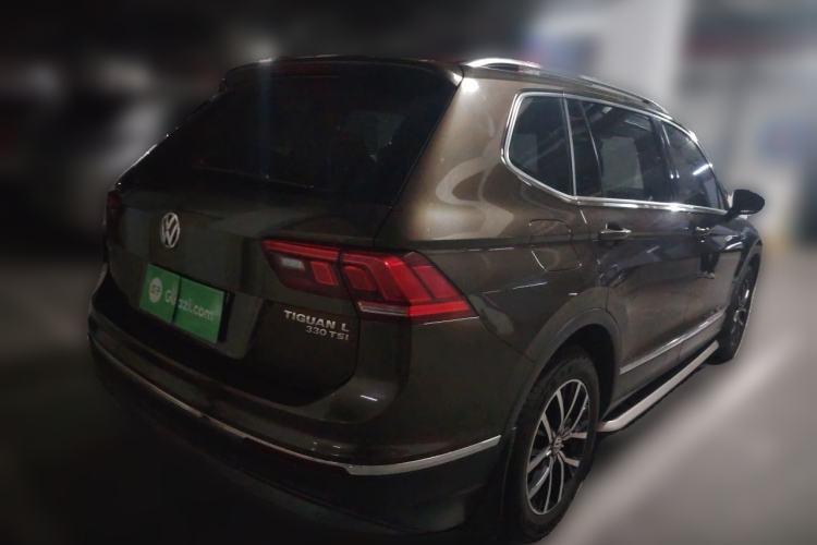 Used Volkswagen Tiguan L 2017 330TSI Automatic Two-Wheel Drive Luxury Edition Rear Right 45 Deg