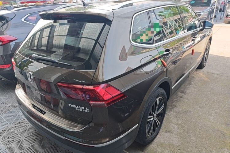 Used Volkswagen Tiguan L 2017 380TSI Automatic All-Wheel-Drive Luxury Edition Rear Right 45 Deg