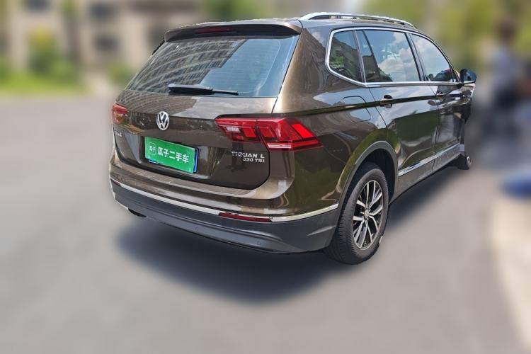 Used Volkswagen Tiguan L 2017 330TSI Automatic Two-Wheel Drive Luxury Edition Rear Right 45 Deg