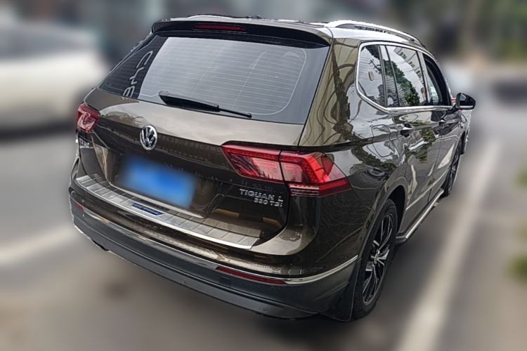 Used Volkswagen Tiguan L 2017 330TSI Automatic Two-Wheel Drive Flagship Edition Rear Right 45 Deg