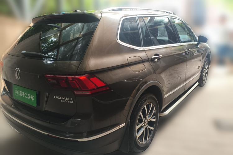 Used Volkswagen Tiguan L 2017 330TSI Automatic Two-Wheel Drive Luxury Edition Rear Right 45 Deg